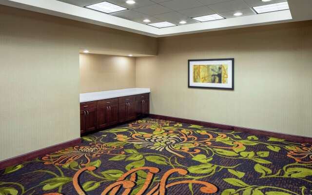 DoubleTree by Hilton Cleveland - Independence