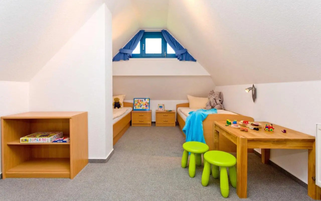 Reetdachhaus Eibe 2, Kaminofen, Sauna, 8 Personen, W-Lan