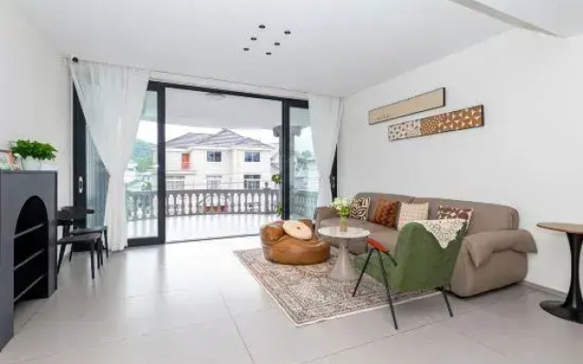 Qiexi B&B (OMG Heartbeat Paradise)