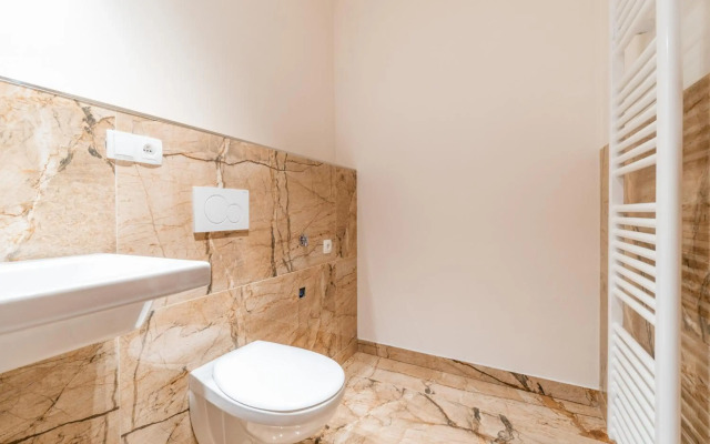 Penthouse with panoramic city view in Elite Rezidence