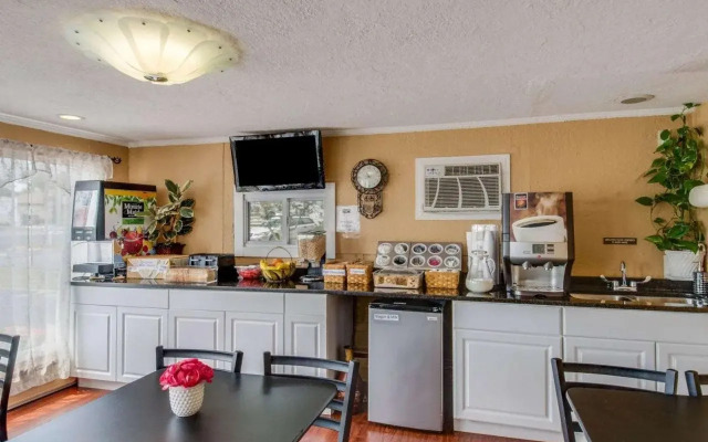 Rodeway Inn Orleans - Cape Cod