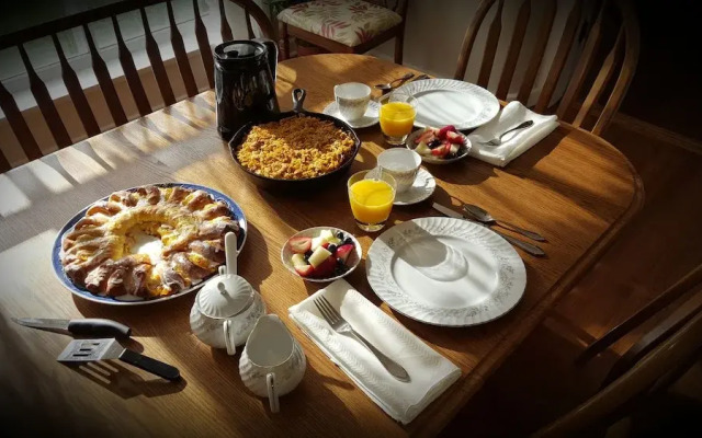 Centennial Inn Bed & Breakfast