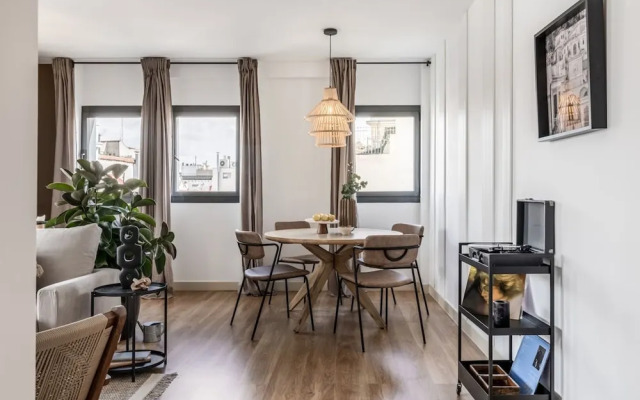 Dono - 3 Bedrooms Apartment in Chueca