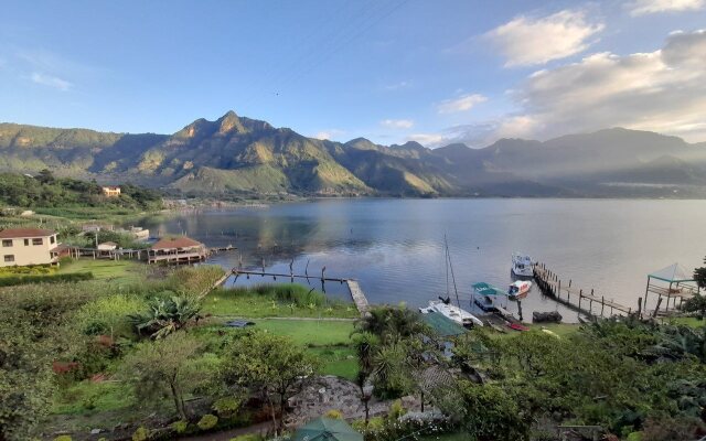 Eco Hotel Uxlabil Atitlan