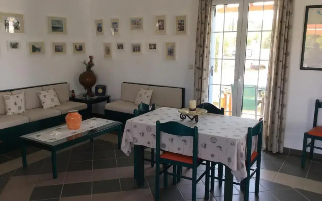 Papoulias Rooms