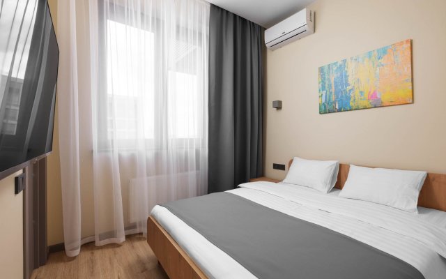 Knokey на улице Ивана Франко