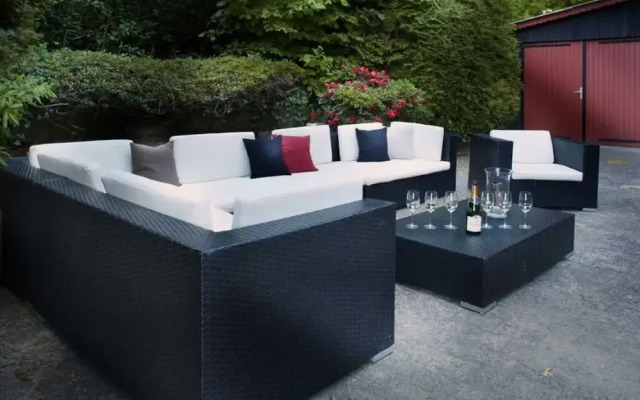 Modern Apartment Near Centre