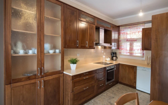 La Strada City House