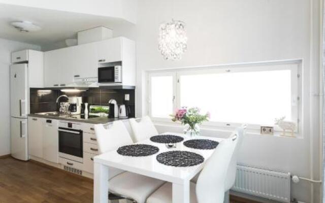 Tuomas´ luxurious suites, Livo