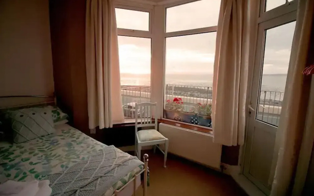 The Shipping Lanes Hotel