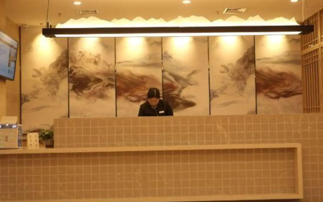 Qingmu Select Hotel (Hanshan Taihushan South Road)