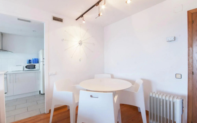 Luxury Apartment in L'Escala Catalonia with Beach Nearby