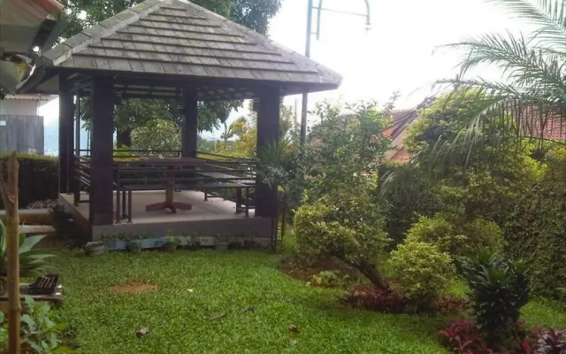 Villa Tamie Bumi Ciherang
