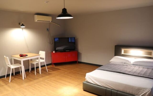 Love Jeju Premium Pension