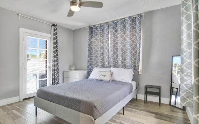 Tarpon River Getaway