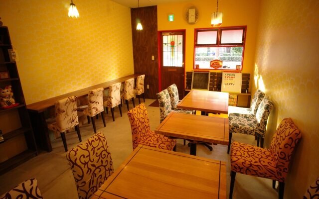 Yadocafe Chelsea's Rainbow B&B