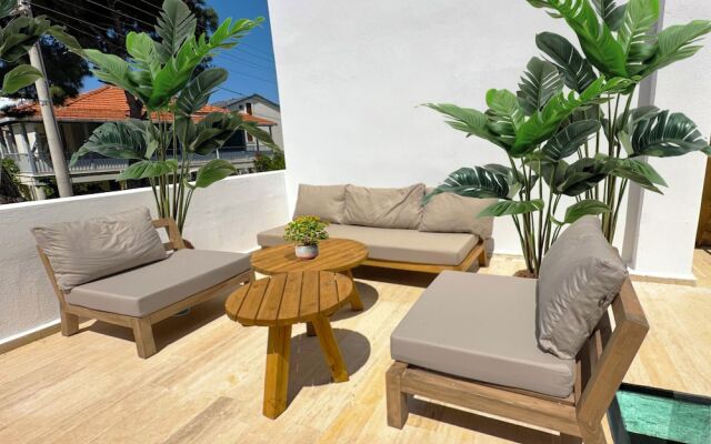 Monk Island Guesthouse