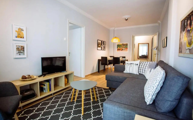 Luxurious & Modern | Walk Everywhere | 5★ Amenities