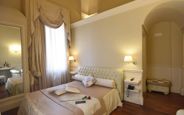 Suite Hotel Santa Chiara