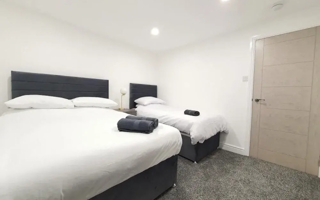 Dysa Banks Apartments