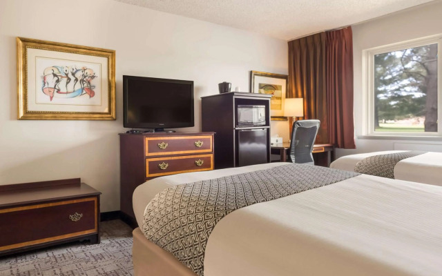 SureStay Hotel by Best Western Thomson