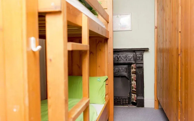 YHA Ravenstor - Hostel