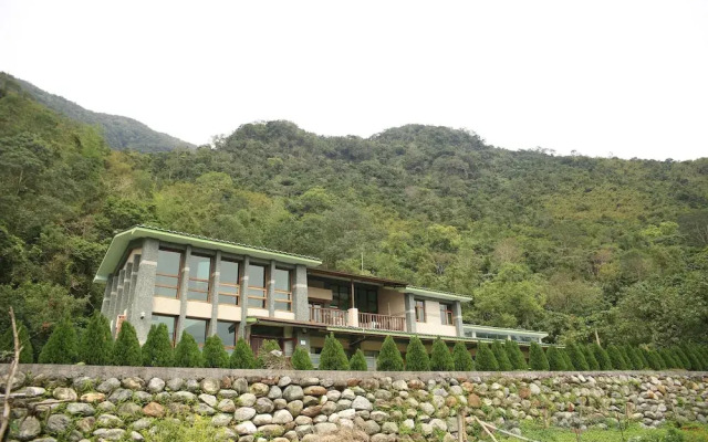 Taroko Mountain Dream Homestay B&B