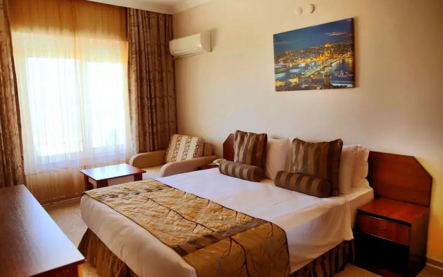 Grand Sile Hotel