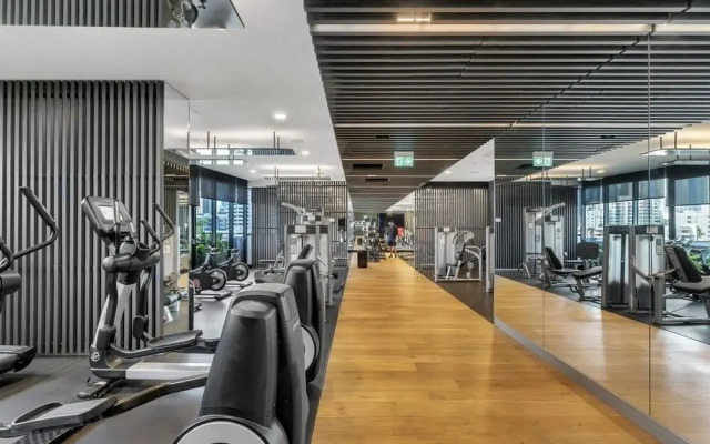 Fortitude Valley 1BRM with Skyline Views