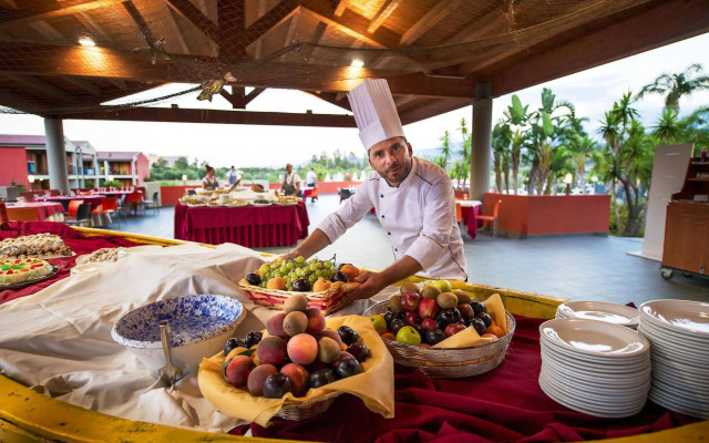 VOI Baia di Tindari Resort