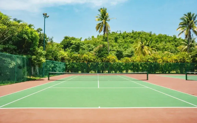El Careyes Club & Residences