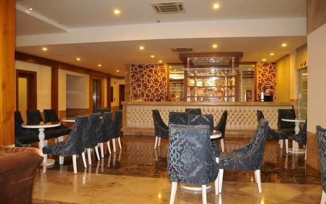 Saturn Palace Resort