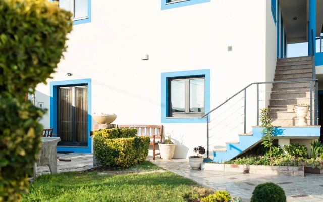 Viana Fishers House - Apartamentos em Frente ao Mar