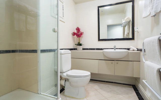 Toodle's Stylish stay on Queen Street
