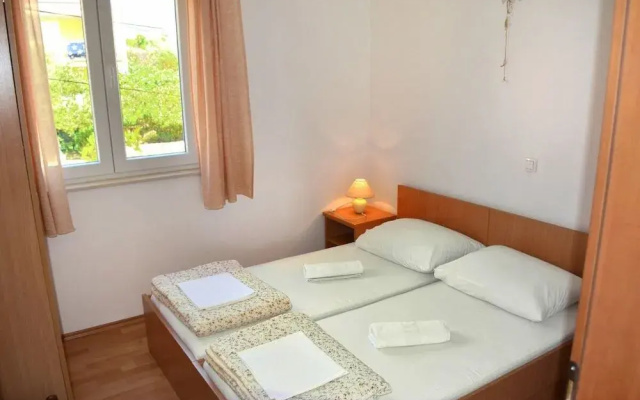 Floral Apartments Pende