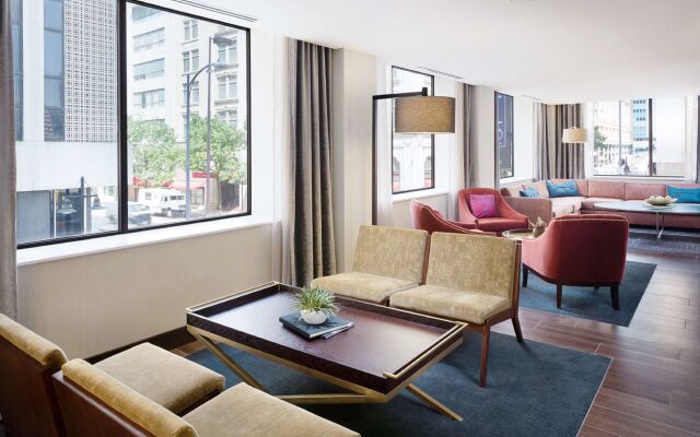 Hampton Inn & Suites Dallas Downtown