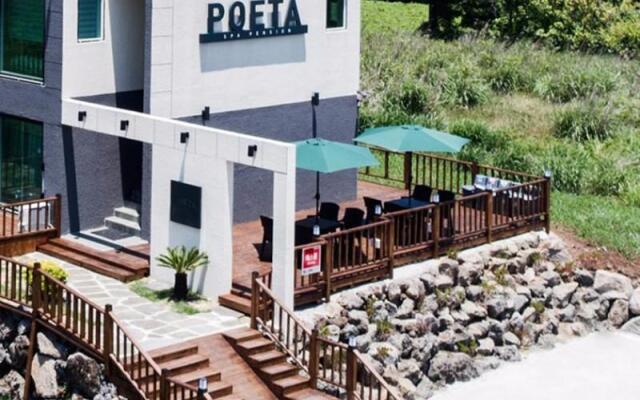 Poeta Pension