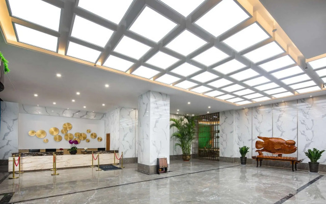 Ramada Encore by Wyndham Linyi