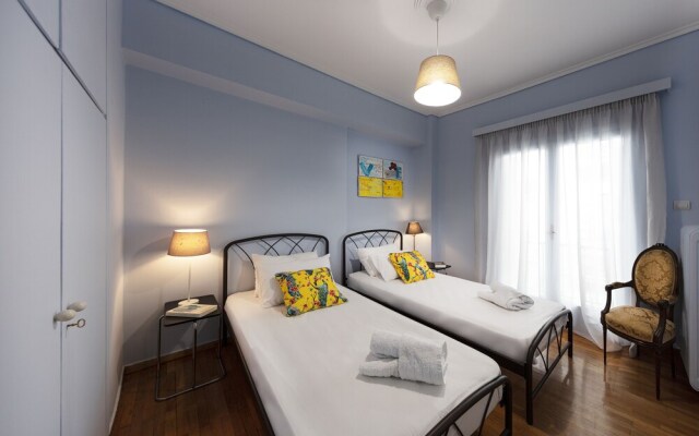 3 Bedroom Apt Near Acropolis Museum by Villarentals.Gr