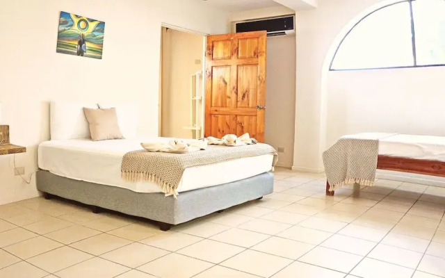 Zulu Surf Hotel