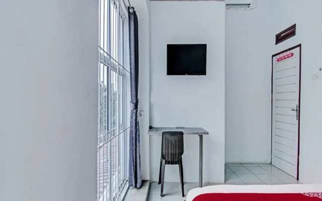 OYO 92047 Penginapan Arfi Syariah