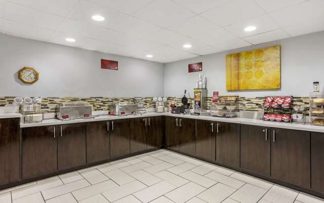 Best Western Plus Jonesboro Inn and Suites