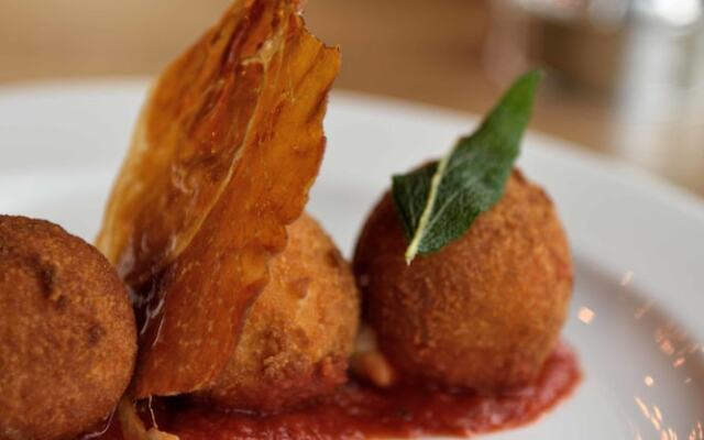 La Cache du Lac Champlain