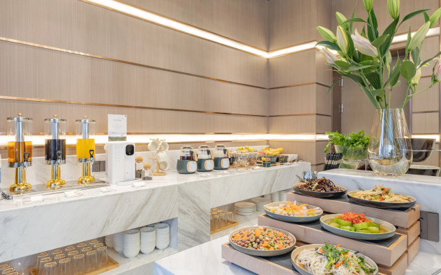 Atour Hotel, Baoyu Plaza, North Changjiang Road, Kunshan