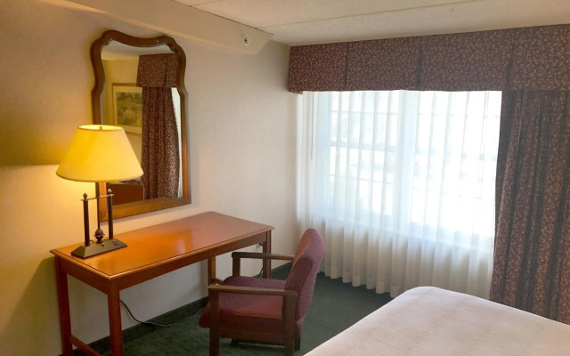 White River Inn and Suites