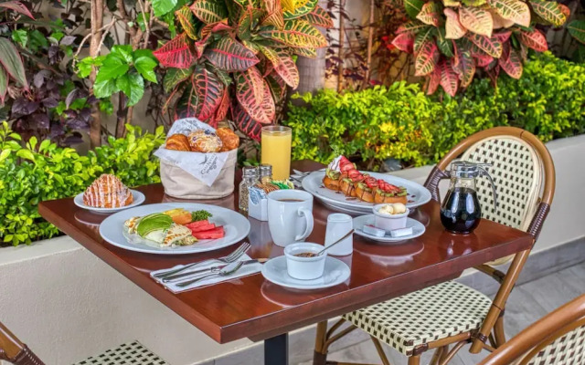 Casa Nicole Boutique Hotel