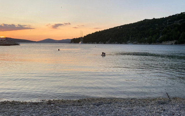 Villa Mala - Pool - Jacuzzi - 5 min. zum Meer