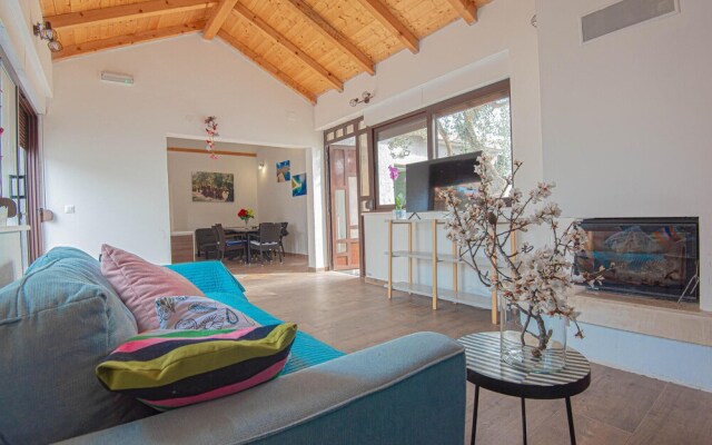 Awesome Home in Jezera with Hot Tub, WiFi & 1 Bedrooms