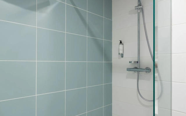 Opéralia Hôtel Les Pins