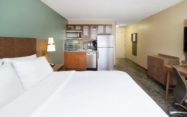 Staybridge Suites Memphis - Poplar Ave East by IHG